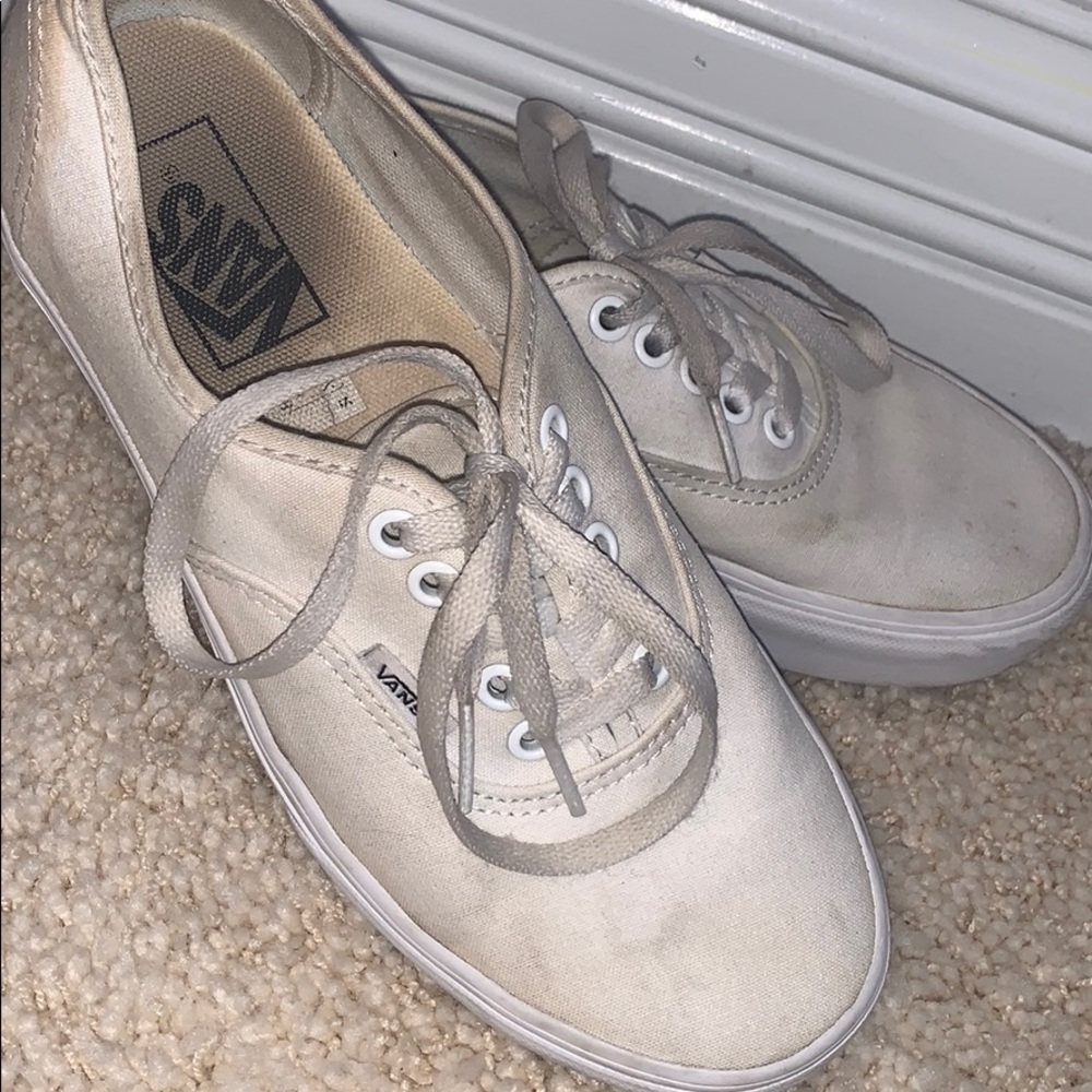 Platform tie up white vans